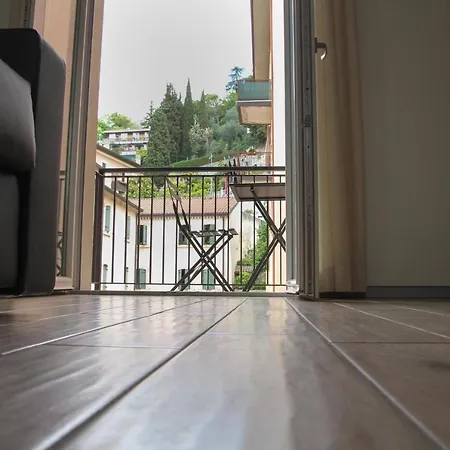 Apartamento Bilocale Mameli Verona